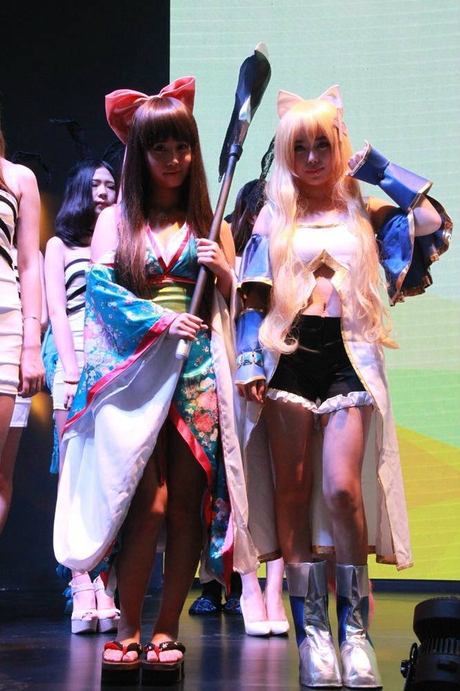 性感妖娆CJ兔女郎俏皮亮相-4