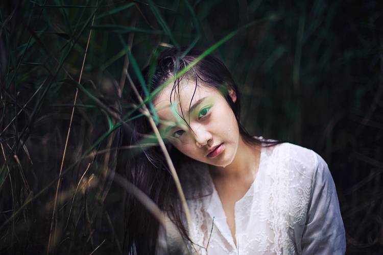 清纯少女湿透了的美妙身体