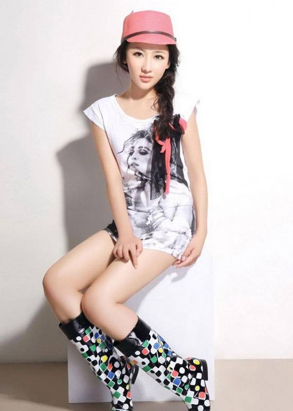 田子琳洋溢着青春的叛逆-4