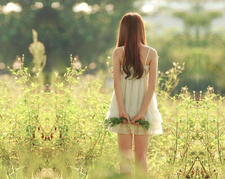 清纯迷人阳光美少女