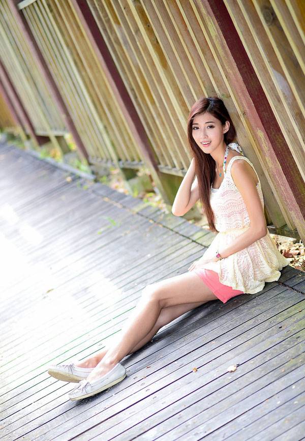 可爱美女晶晶清纯迷人写真