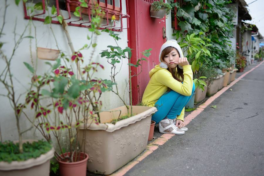 可爱清纯MM迷人街拍写真-10