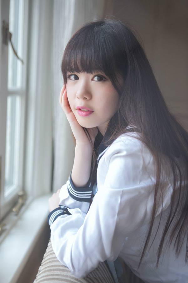 清纯可爱美女甜蜜私房制服诱惑-2