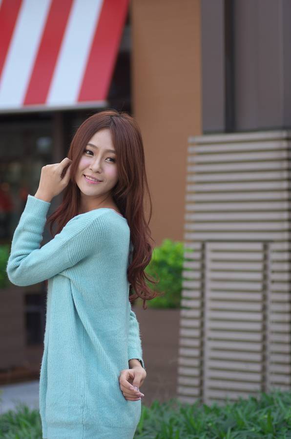 美女小雪清纯粉嫩可爱写真-4