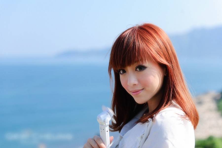 粉嫩美女海边迷人清纯写真-6