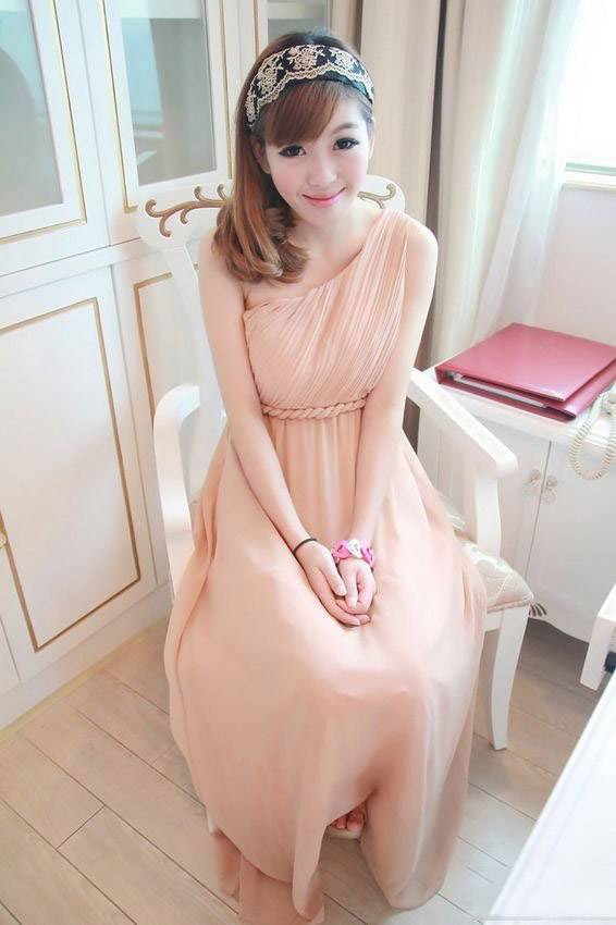 初夏美女超清凉连衣裙-8