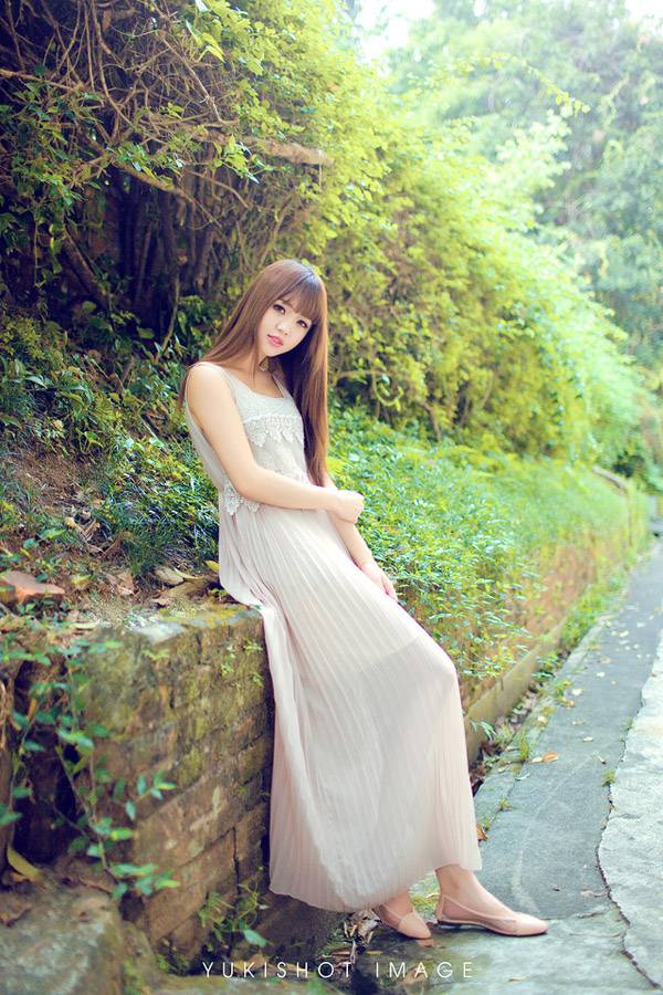 可爱美女清纯夏日迷人