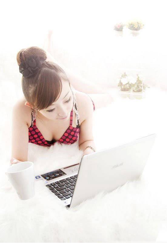 性感美女寂寞闲暇时候玩自拍-10