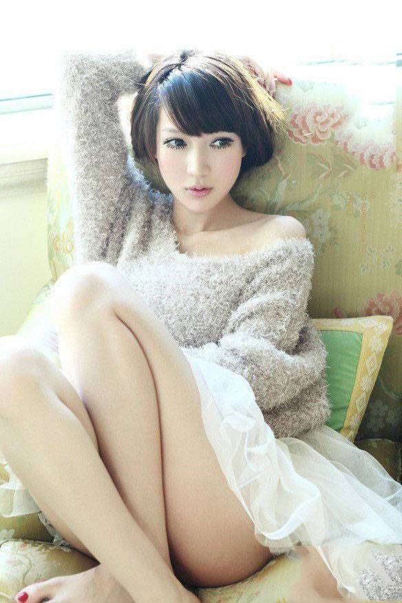 美女孤单宅家最美写真集