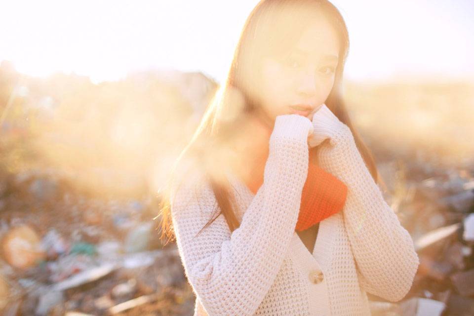 逆光下的甜美诱惑-4