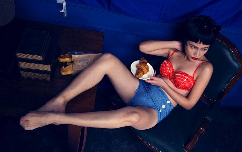 性感嫩模郑伊性感内衣秀美胸-4