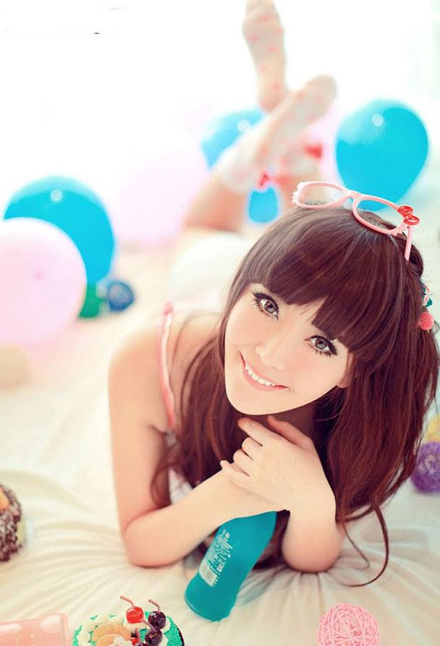 赵雨俏皮可人清纯照-10