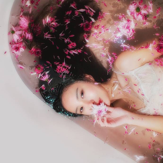 花瓣下的迷人芬香-8