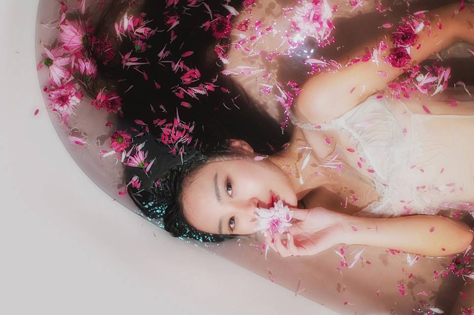 花瓣下的迷人芬香-9