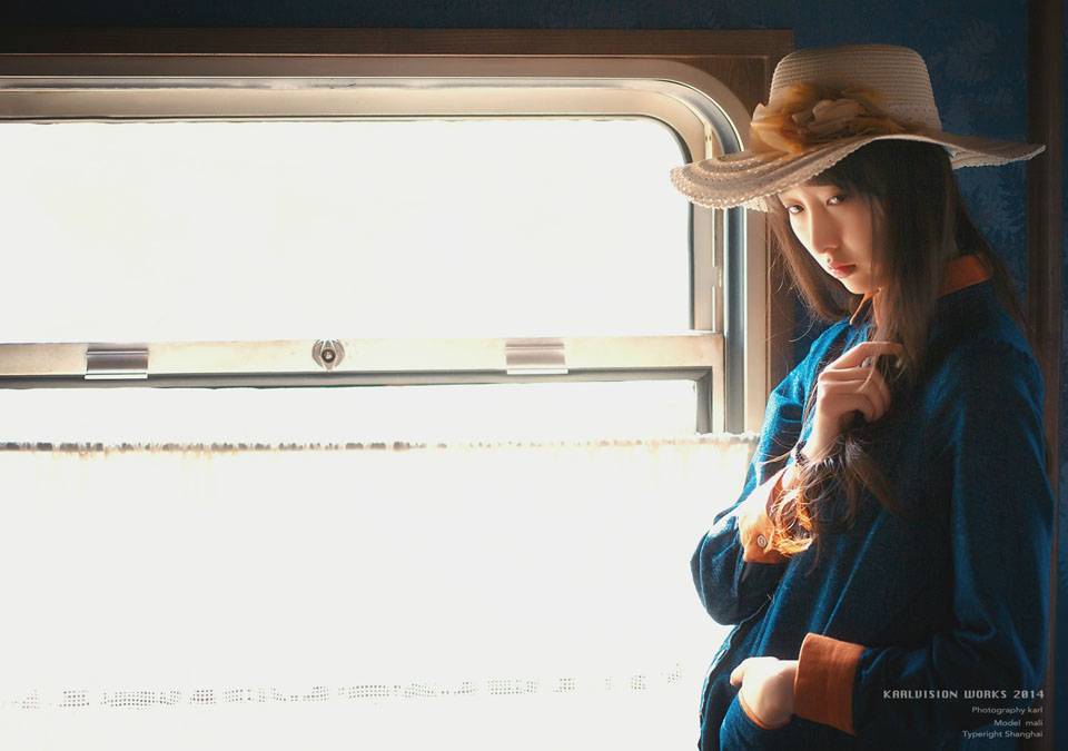 列车上的唯美清纯姑娘-5