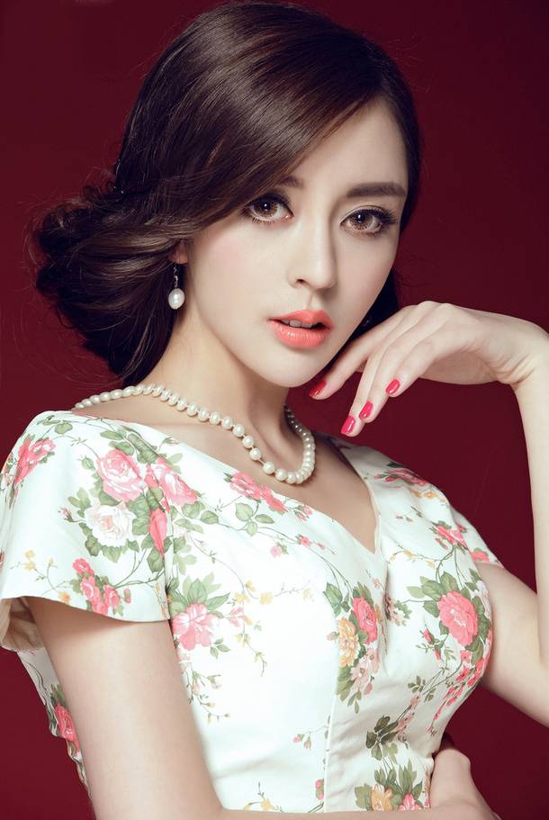 高兮妍紧身裙秀性感身段-2