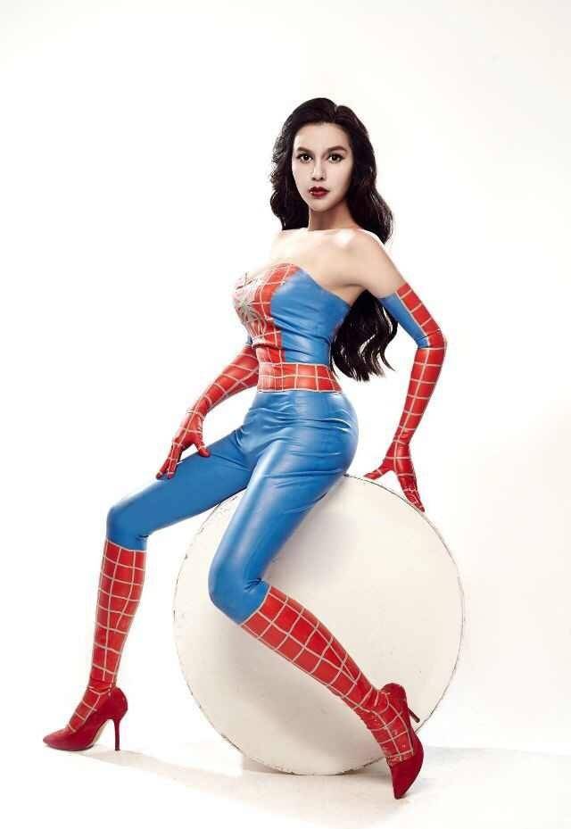 苏梓玲变女蜘蛛侠火辣性感-6