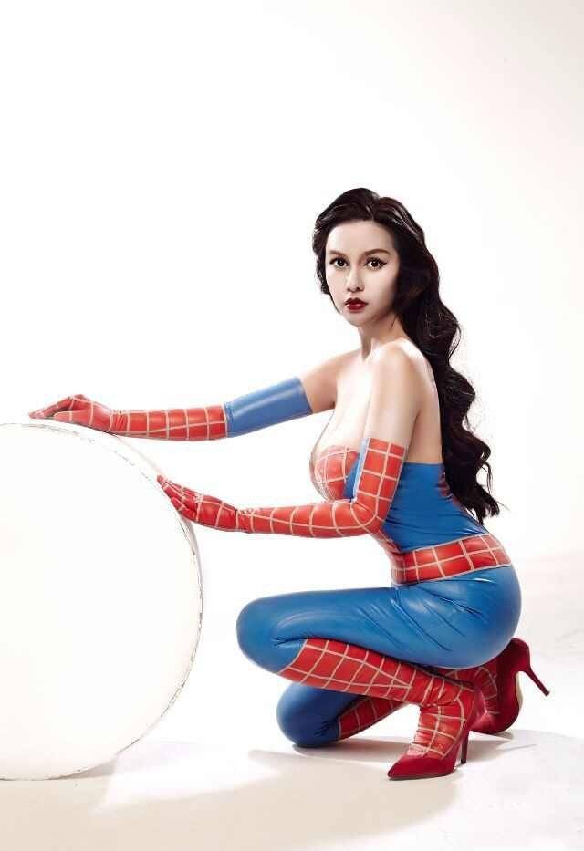 苏梓玲变女蜘蛛侠火辣性感-8