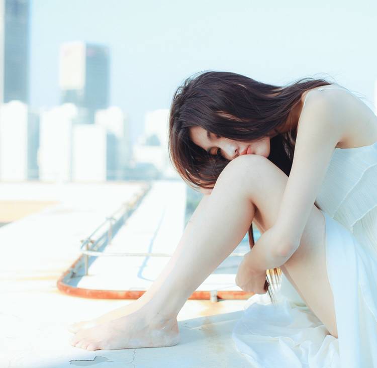 阳台上你的犹豫让我着迷-6