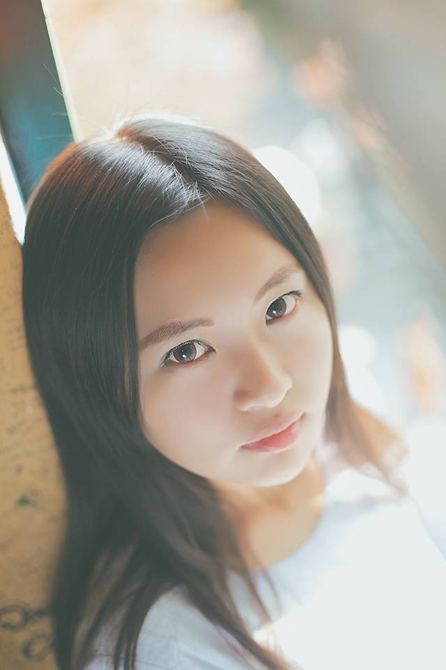 甜美姑娘的可爱面容-9