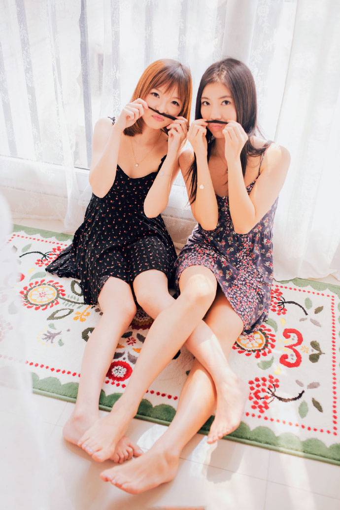 甜美可爱的美女姐妹花-4