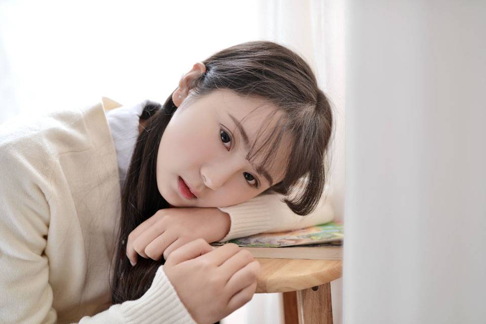 清纯校花的甜蜜容颜