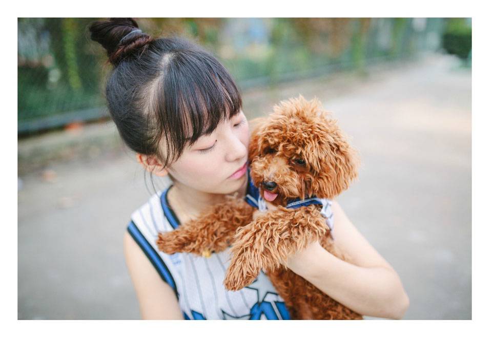 爱上狗狗的可爱少女-7