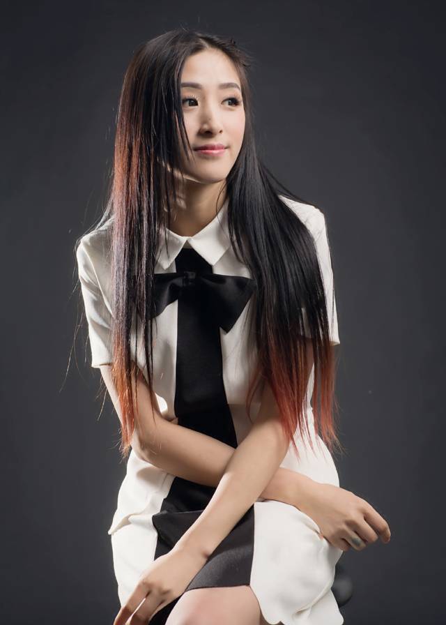 程茧儿清纯可人写真-6