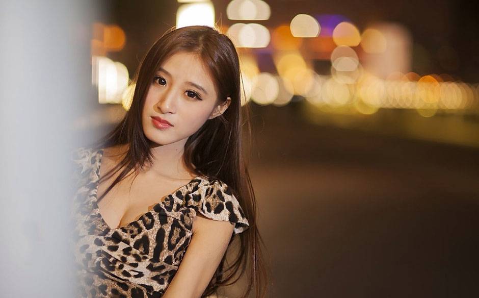 美女程茧儿曼妙身材性感诱人-8