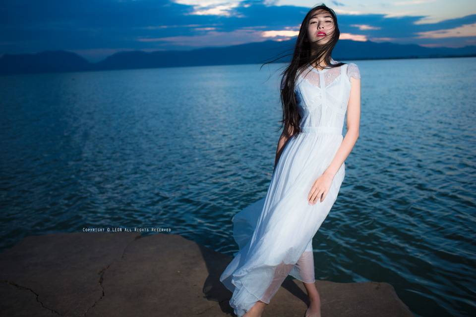 完美女神的海边写真