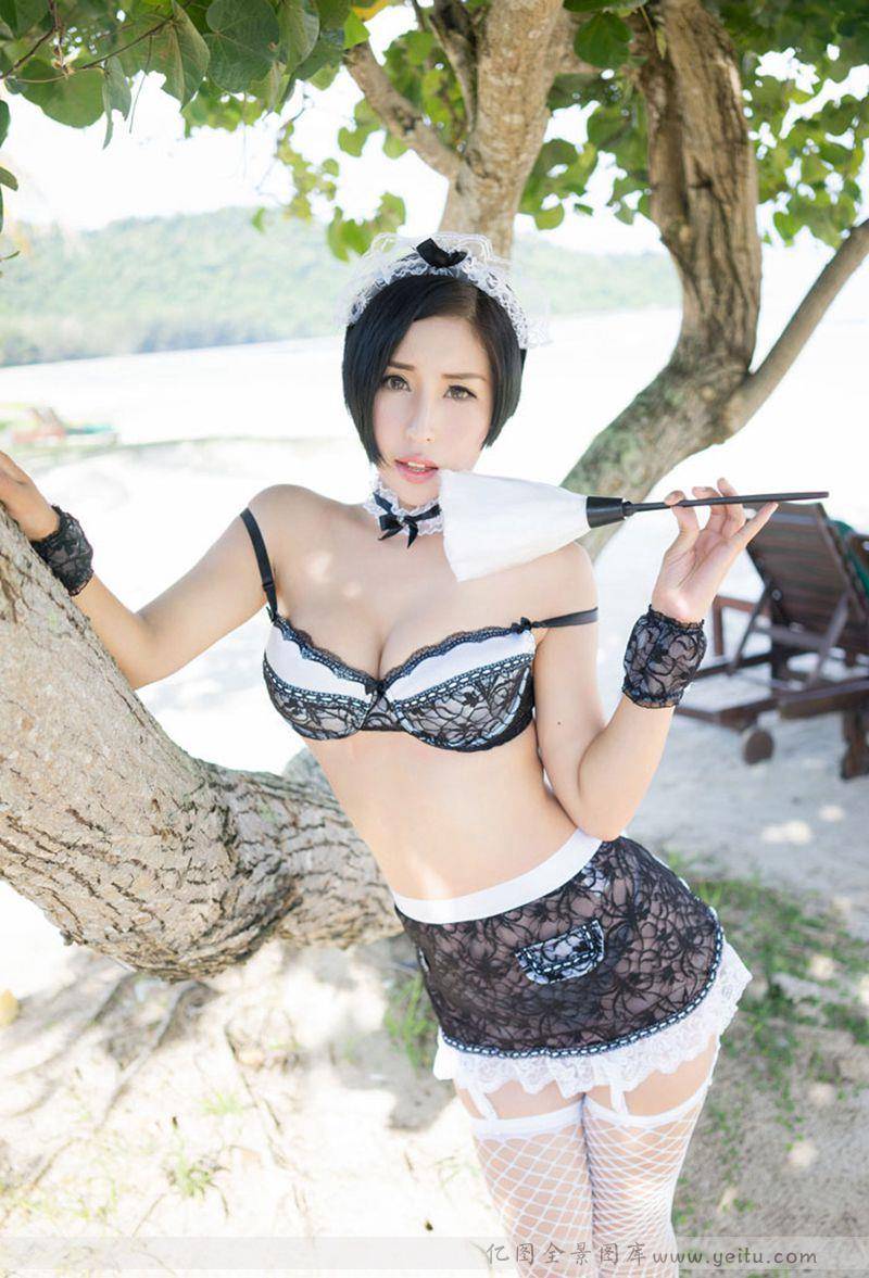 宅男女神模特娜依灵儿女仆制服诱惑写真-3