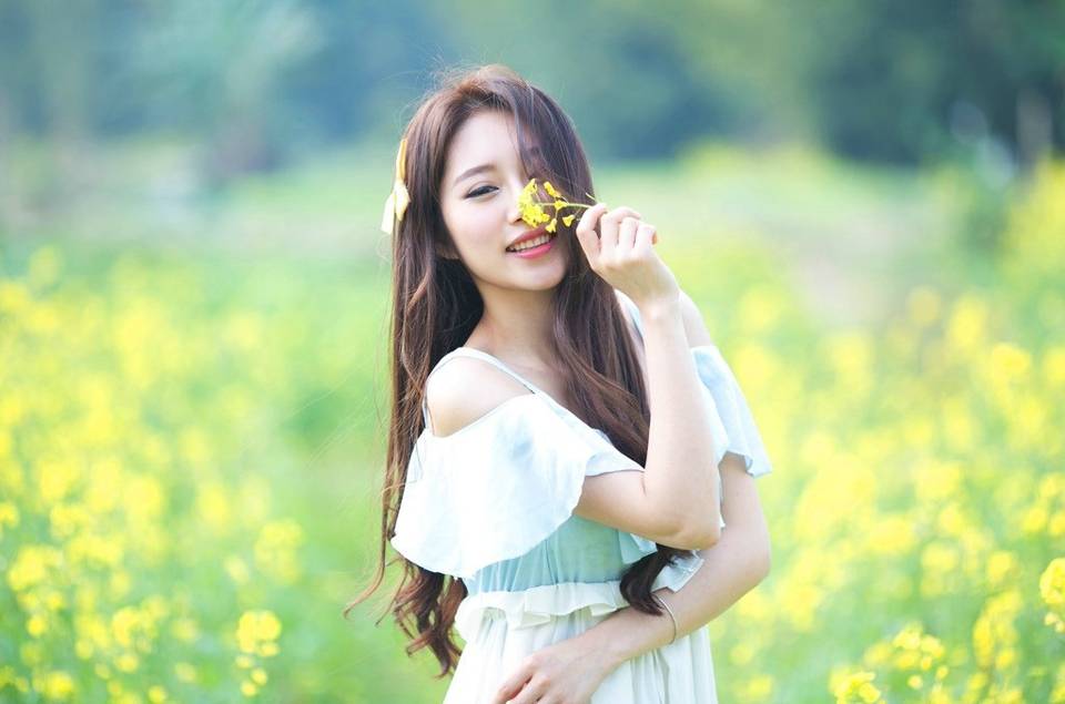 可爱女神 Lisa 油菜花清纯唯美写真-10