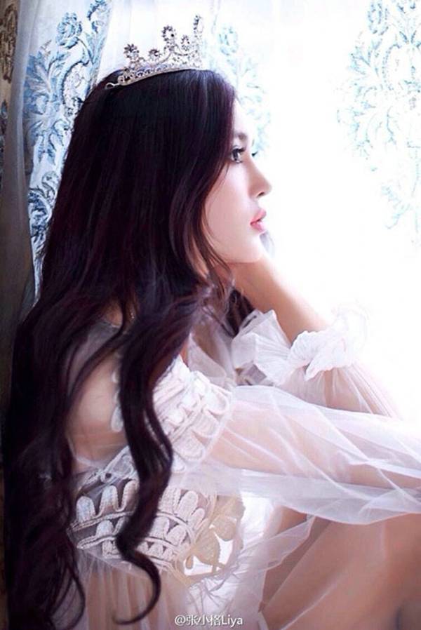 性感女神张小格唯美气质纯情写真-4