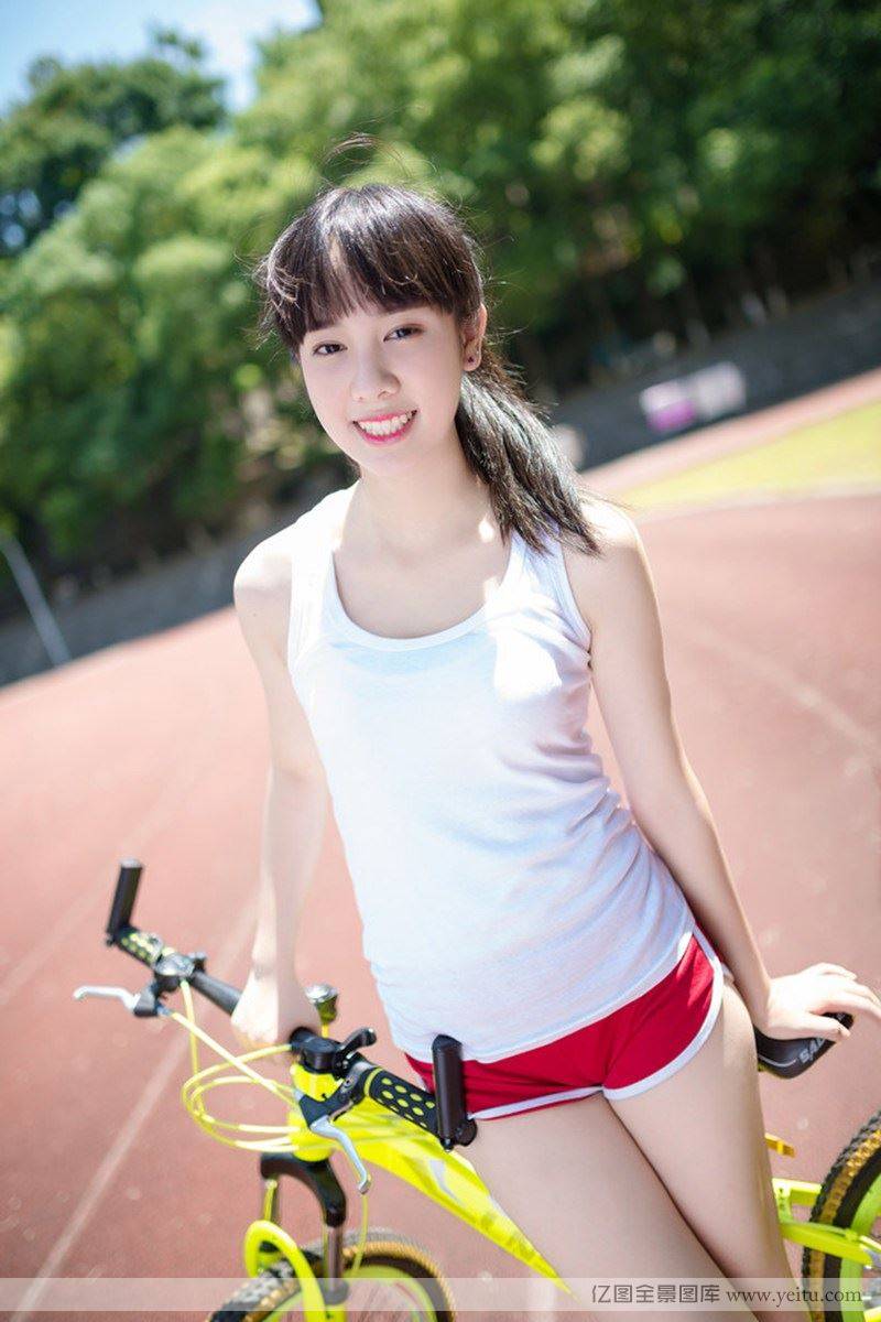 单车美女诱人曲线清凉清纯写真-10