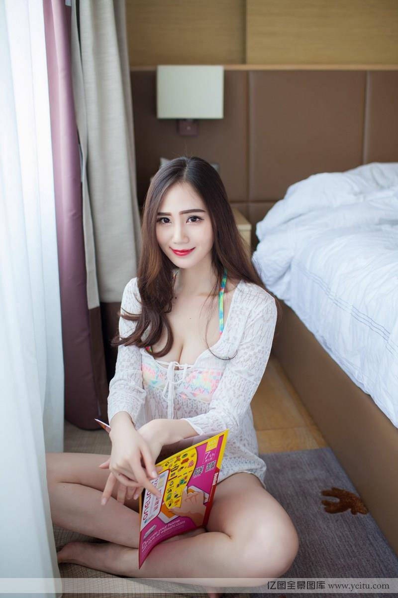 拥有傲人身材的宅男女神刘思思性感私房写真-2