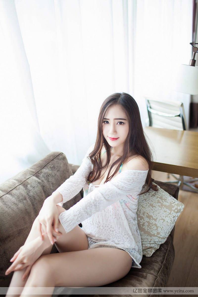 拥有傲人身材的宅男女神刘思思性感私房写真-9