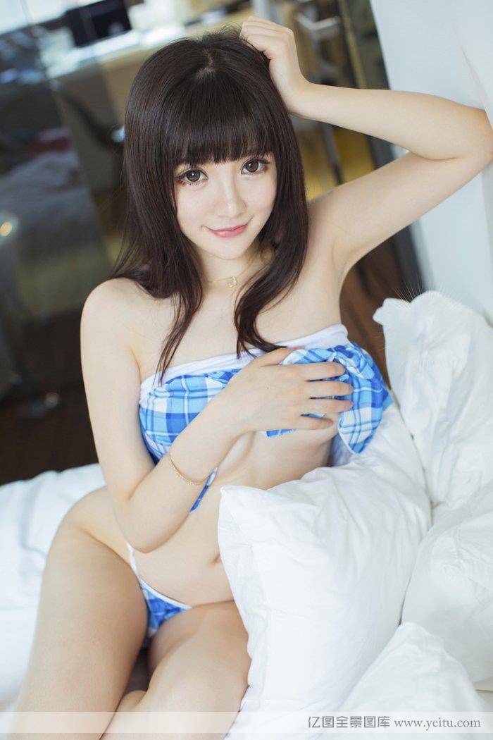 绝色美女米妮大尺度情趣内衣唇唇欲动-15