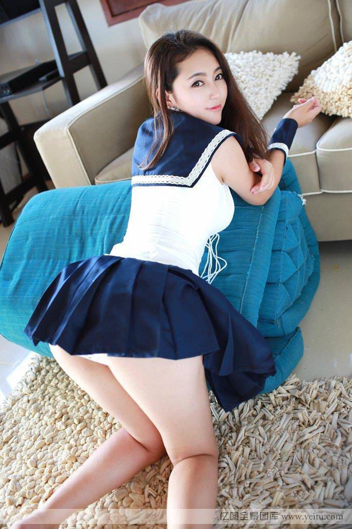 美女模特夏茉水手制服诱惑巨乳翘臀魅惑有加-8