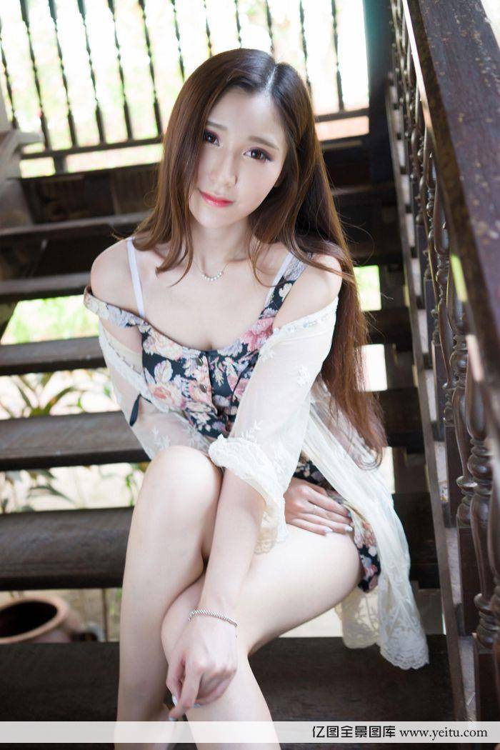 清纯萌妹子淼淼风情万种性感写真-12