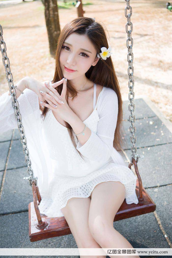 清纯萌妹子淼淼风情万种性感写真-24