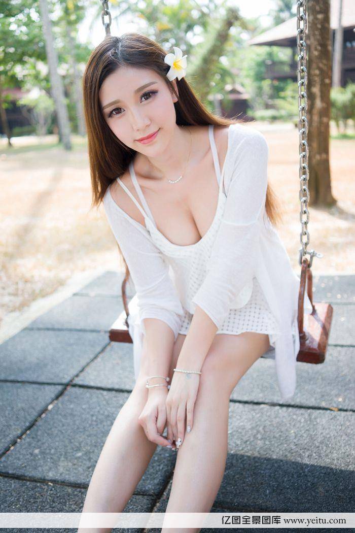 清纯萌妹子淼淼风情万种性感写真-22