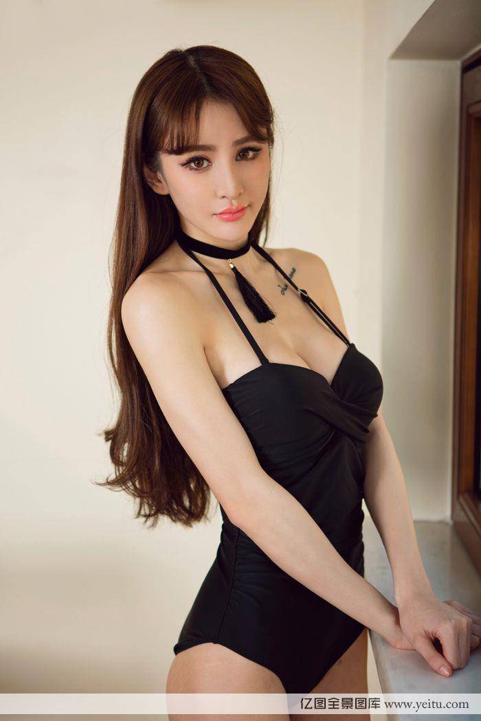 性感美女模特青树搔首弄姿浴室激情写真-33