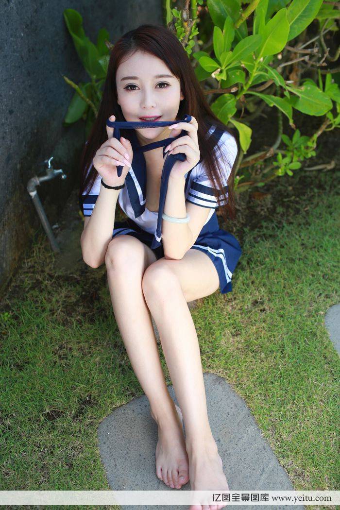 秀人网美女模特赵小米Kitty学生妹绸带捆绑系列媚态十足写真-9