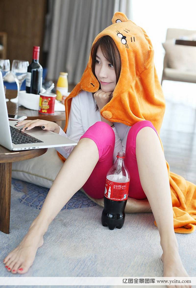 美女模特许诺Sabrina护士装制服诱惑-20