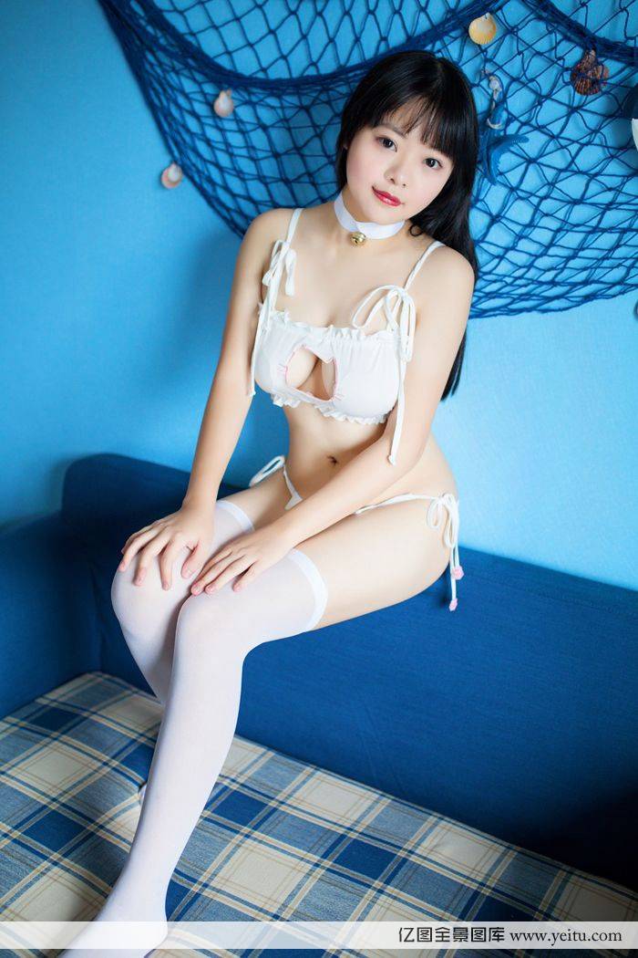 美女模特赤殓菀枫童颜巨乳制服性感写真-29