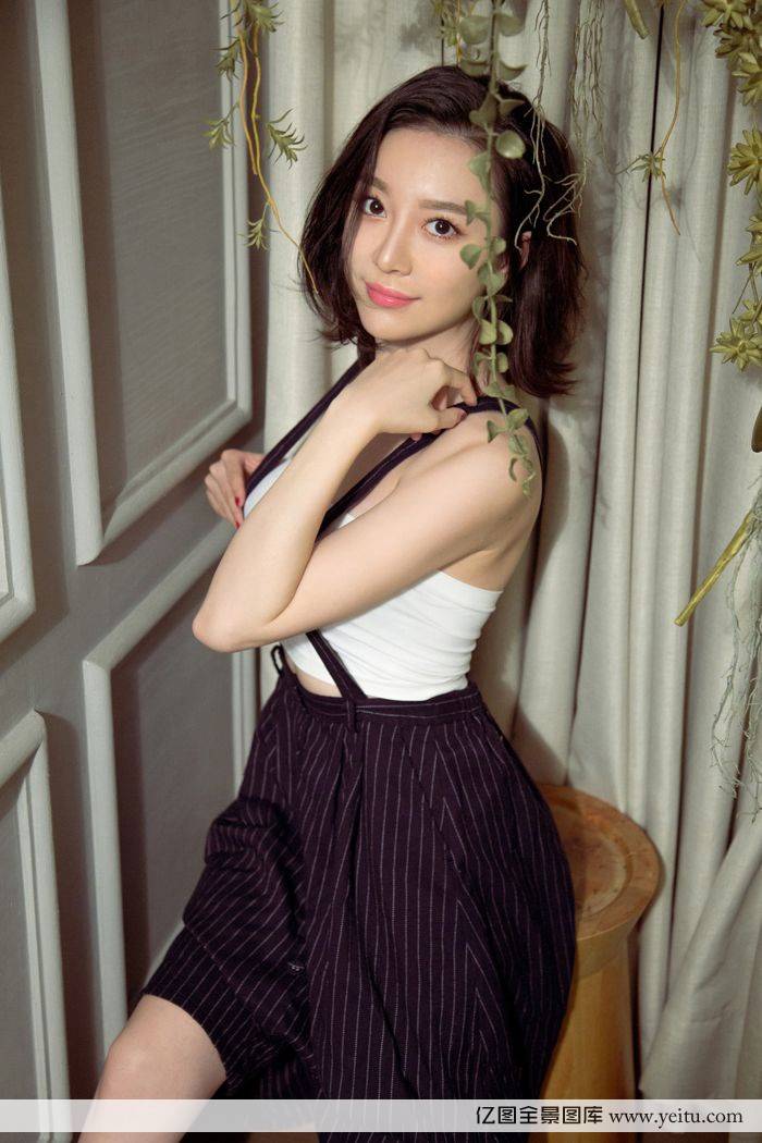 尤果网美女模特慕羽茜丰满美胸内衣诱惑写真-2