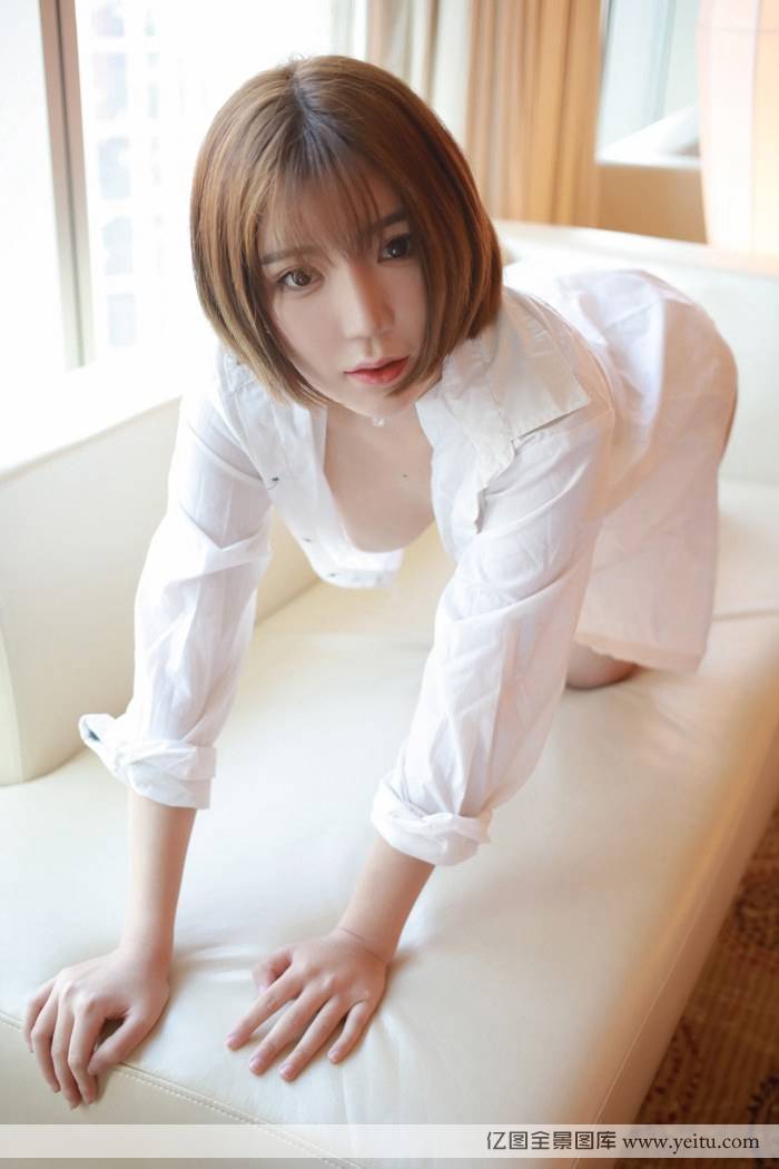 美女模特范女郎童颜巨乳白衬衫诱惑写真-7