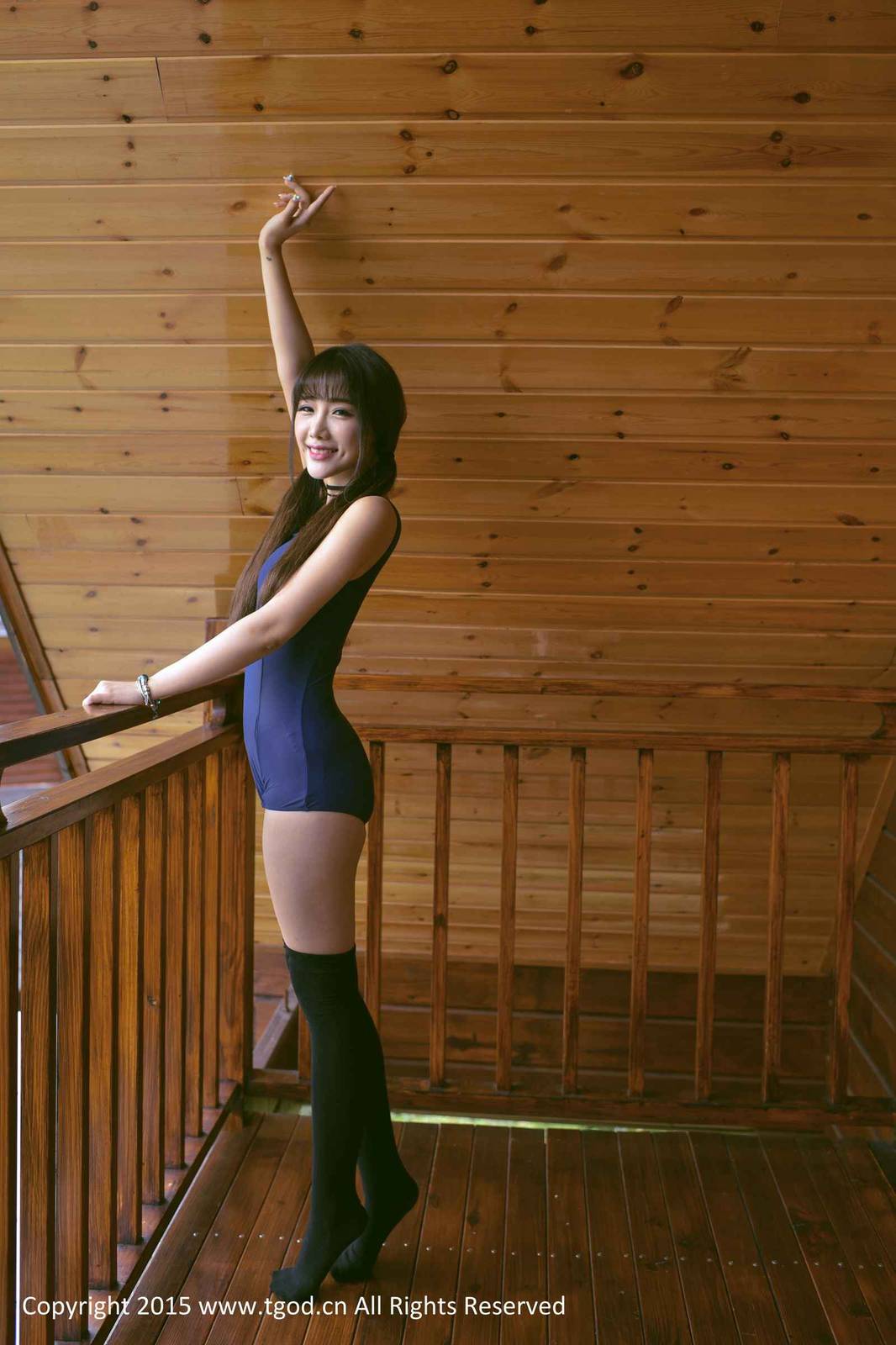 推女神美女模特朱若慕泳衣古灵精怪云曼旅拍-2