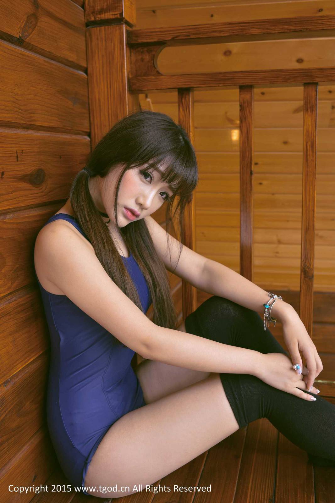 推女神美女模特朱若慕泳衣古灵精怪云曼旅拍-18