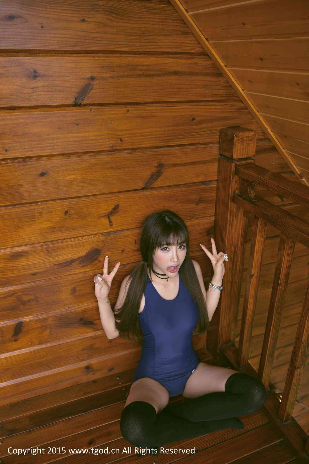 推女神美女模特朱若慕泳衣古灵精怪云曼旅拍-23